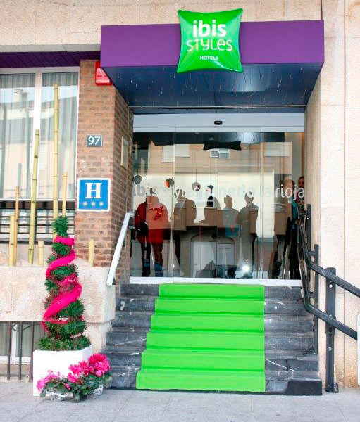 exterior hotel victoria arnedo